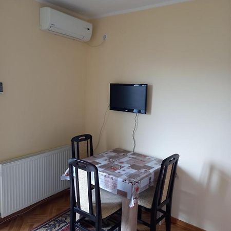 Apartmani Ivancica Vrnjačka Banja エクステリア 写真
